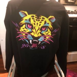 Rare Snapchat  Snap on embroidered sweater Sz XL